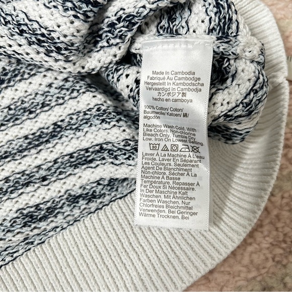 J. Crew Blue White Stripe Knit Sweater Vest Top Size Small Preppy Fall Office - Picture 4 of 9